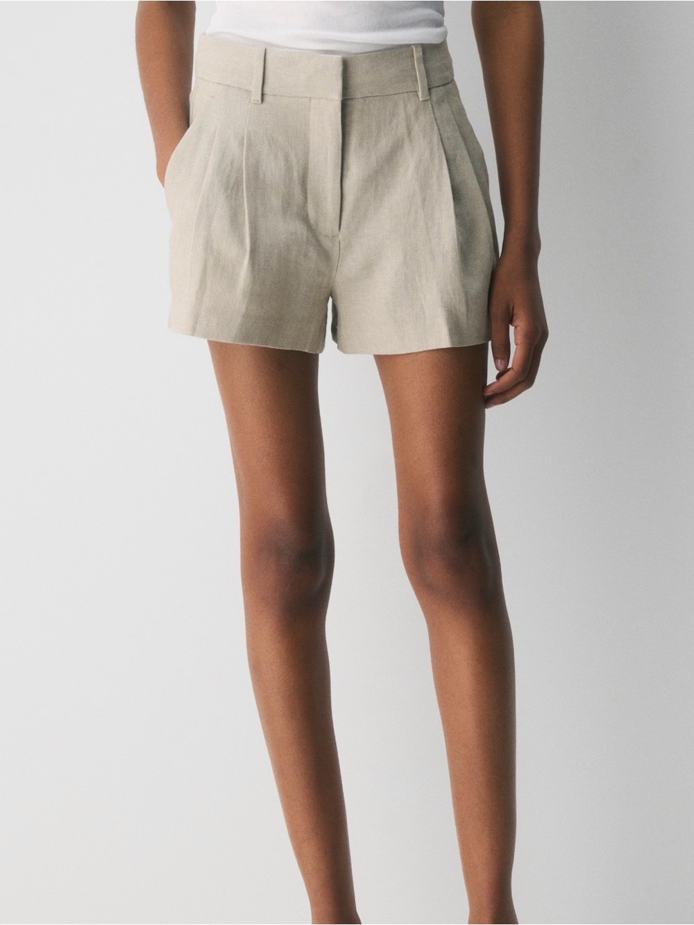 WILFRED | ARITZIA EFFORTLESS SHORT MINI